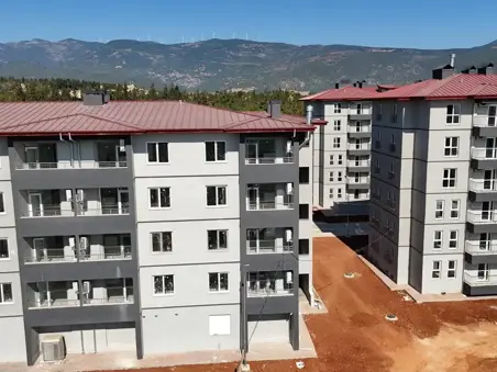 GAZİANTEP İLİNDE DEPREM NEDENİYLE HASAR GÖREN TAŞINMAZLARIN YENİDEN YAPIMI (1’İNCİ ETAP) İLE ŞEHİT ÜSTEĞMEN ALPAY BAŞARAN KIŞLASINDAKİ CEPHANELİK ONARIMI